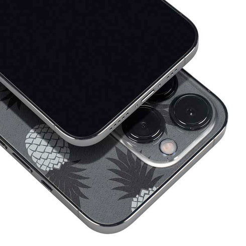 Black and White Pineapples iPhone 15 Pro Max Skin