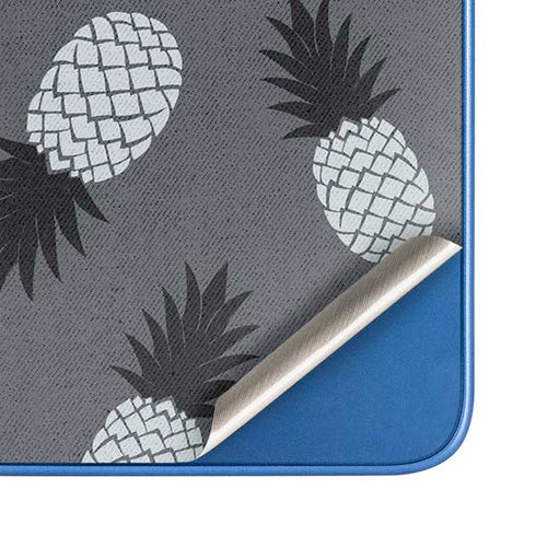 Black and White Pineapples Moto G Play 4G (2024) Skin