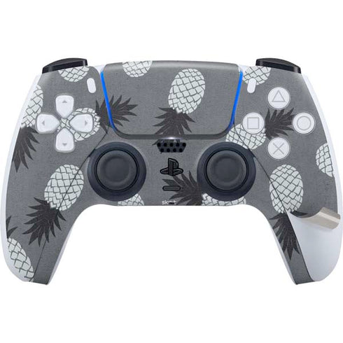 Black and White Pineapples PS5 Pro Disk Bundle Skin