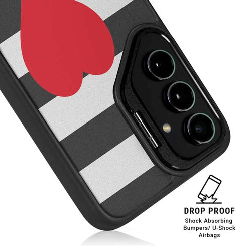 Black And White Striped Heart Galaxy S26 Kickstand Case