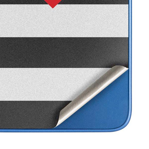 Black And White Striped Heart Moto G Play 4G (2024) Skin
