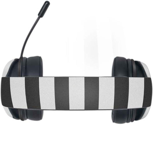 Black And White Striped Heart Razer Kraken X Skin