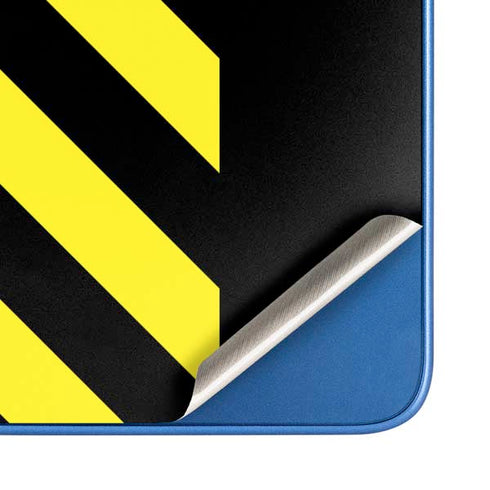 Black and Yellow Stripes Moto G Play 4G (2024) Skin