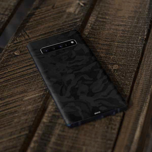 Black Shadow Camo Galaxy S10 Plus Skin