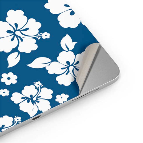 Blue and White iPad Pro 13in M4 (2024) Skin