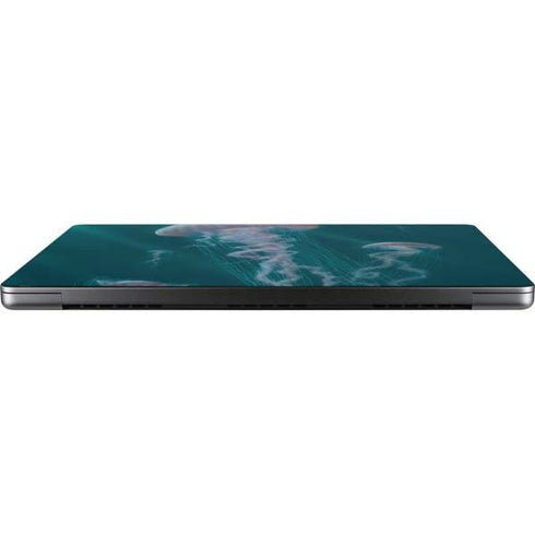 Blue Jellyfish by Vincent Hie Apple MacBook Pro 14-inch Skin