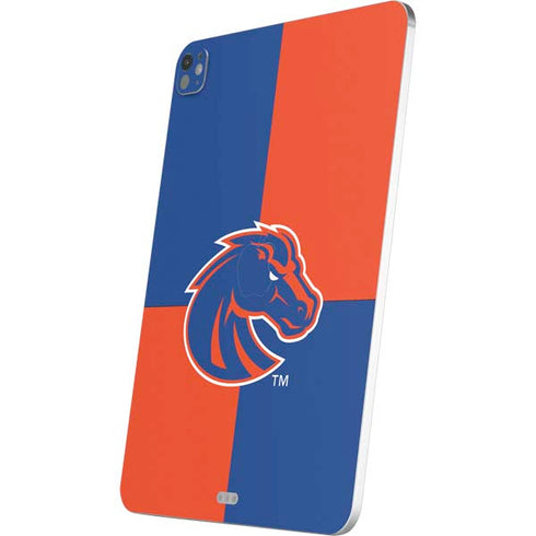 Boise State University Broncos Checkered iPad Pro 13in M4 (2024) Skin