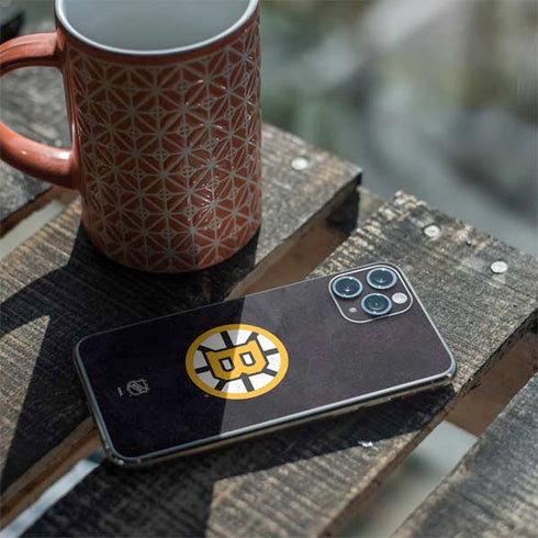 NHL Boston Bruins Distressed iPhone 11 Pro Skin