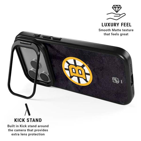 NHL Boston Bruins Distressed iPhone 17 Pro Kickstand Case