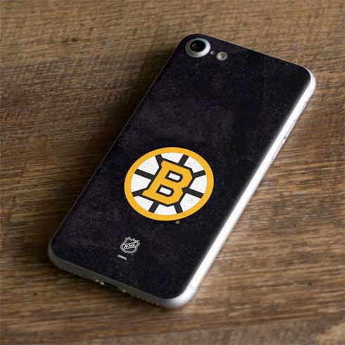 NHL Boston Bruins Distressed iPhone 7 Skin