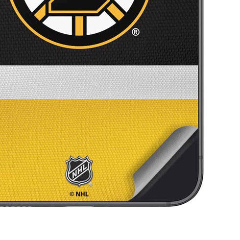 NHL Boston Bruins Jersey Galaxy S25 Plus Skin