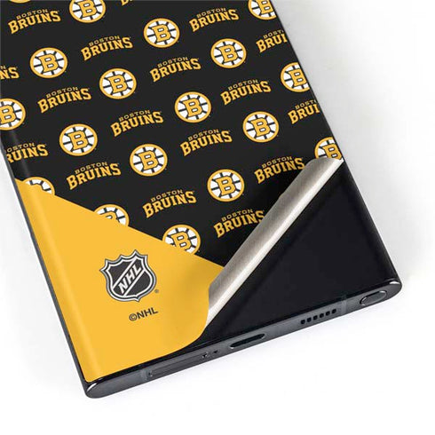 NHL Boston Bruins Pattern Galaxy S22 Ultra Skin