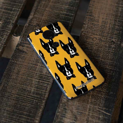 Bouffants and Broken Hearts Boston Terrier Moto E5 Plus Skin