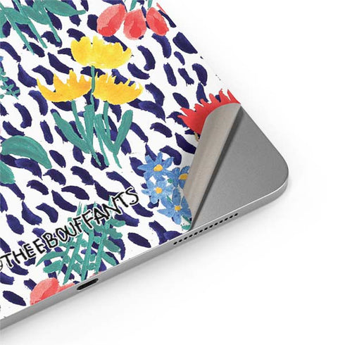 Bouffants and Broken Hearts Bouquets Print Apple iPad Air Skin