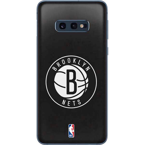 NBA Brooklyn Nets Distressed Galaxy S10e Skin
