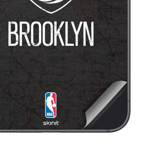 NBA Brooklyn Nets Distressed Galaxy S25 Skin