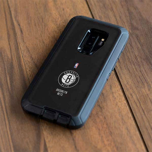 NBA Brooklyn Nets Distressed Otterbox Defender Galaxy Skin
