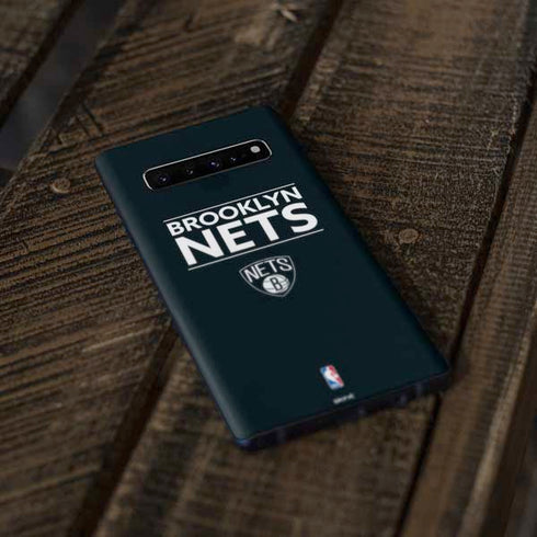 NBA Brooklyn Nets Standard - Black Galaxy S10 Skin
