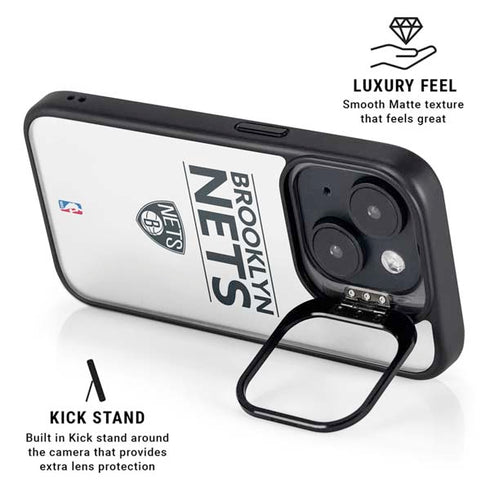 NBA Brooklyn Nets Standard - White iPhone 15 Kickstand Case