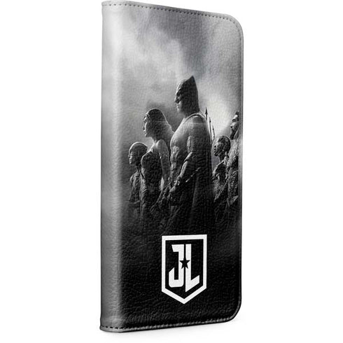 The Justice League (2017) Profile Characters Poster iPhone 15 Pro Folio Case