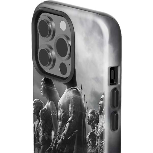 The Justice League (2017) Profile Characters Poster iPhone 15 Pro Impact Case