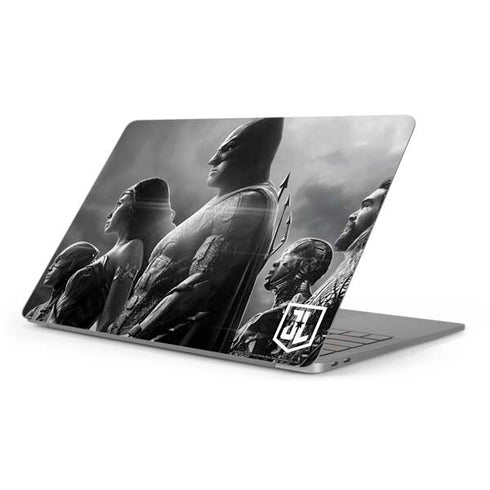 The Justice League (2017) Profile Characters Poster Apple MacBook Pro 16-inch Skin