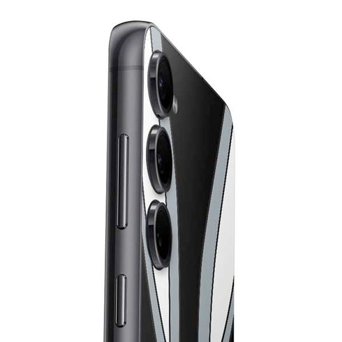 Looney Tunes Bugs Bunny Galaxy S25 Plus Skin