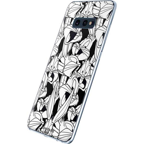 Looney Tunes Bugs Bunny Super Sized Pattern Galaxy S10e Skin