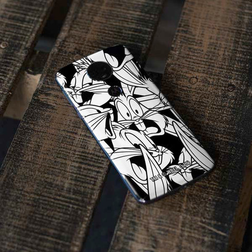 Looney Tunes Bugs Bunny Super Sized Pattern Moto E5 Plus Skin