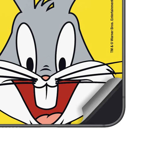Looney Tunes Bugs Bunny Zoomed In Galaxy S25 Skin