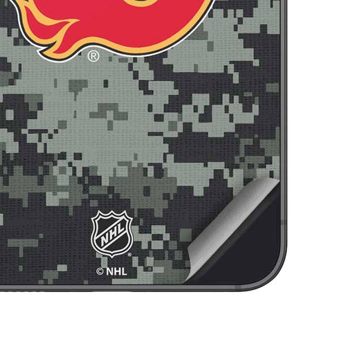 NHL Calgary Flames Camo Galaxy S25 Plus Skin