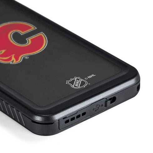 NHL Calgary Flames Distressed Galaxy S24 Plus Waterproof Case