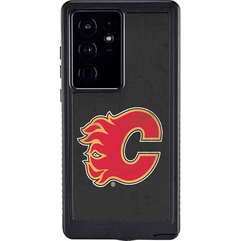 NHL Calgary Flames Distressed Galaxy S24 Ultra Waterproof Case