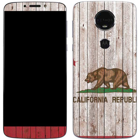California Flag Dark Wood Moto E5 Plus Skin