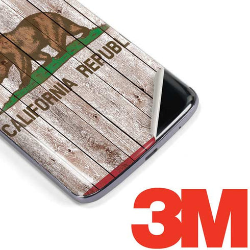 California Flag Dark Wood Moto E5 Plus Skin