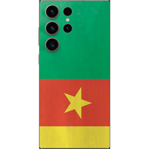 Cameroon Flag Distressed Galaxy S25 Ultra Skin