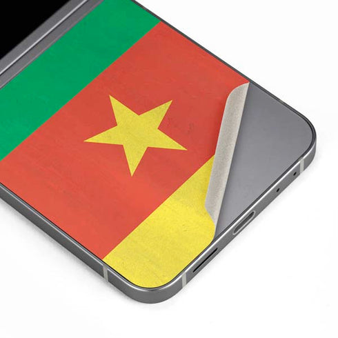 Cameroon Flag Distressed Galaxy Z Flip6 Skin