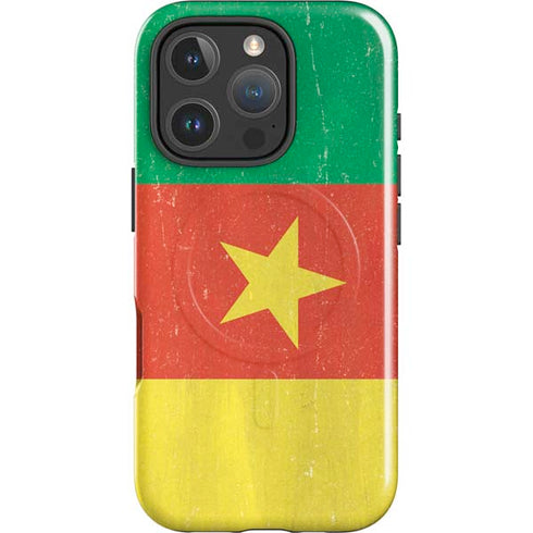 Cameroon Flag Distressed iPhone 16 Pro Max Magsafe Impact Case