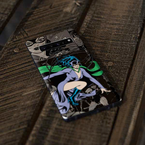 DC Comics Catwoman Vintage Action Pose Pattern Galaxy S10 Plus Skin