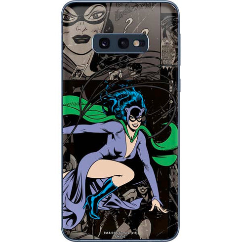 DC Comics Catwoman Vintage Action Pose Pattern Galaxy S10e Skin