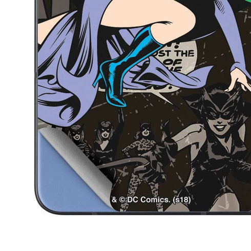 DC Comics Catwoman Vintage Action Pose Pattern Galaxy Z Fold5 5G Skin