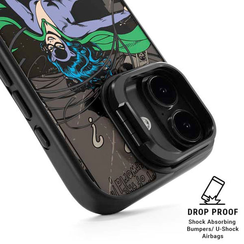 DC Comics Catwoman Vintage Action Pose Pattern iPhone 17 Kickstand Case