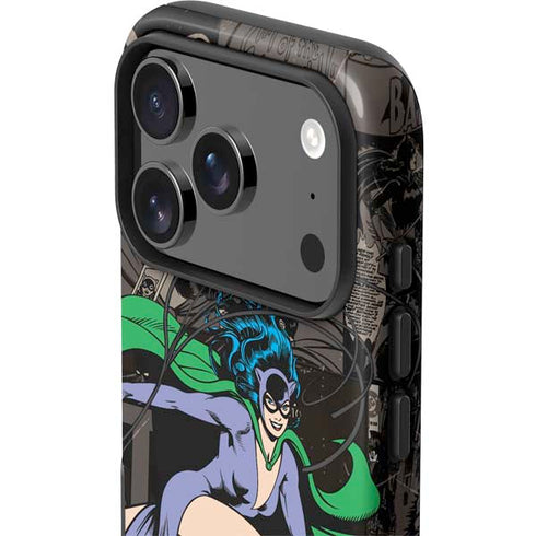 DC Comics Catwoman Vintage Action Pose Pattern iPhone 17 Pro Impact Case