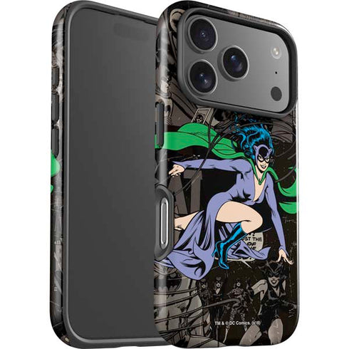 DC Comics Catwoman Vintage Action Pose Pattern iPhone 17 Pro Max Impact Case