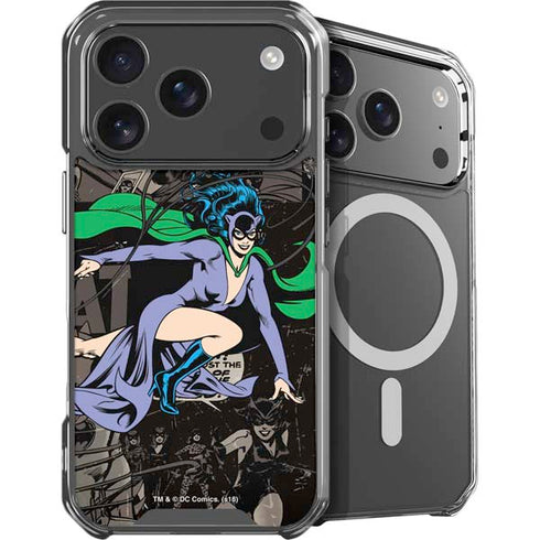 DC Comics Catwoman Vintage Action Pose Pattern iPhone 17 Pro Max MagSafe Case