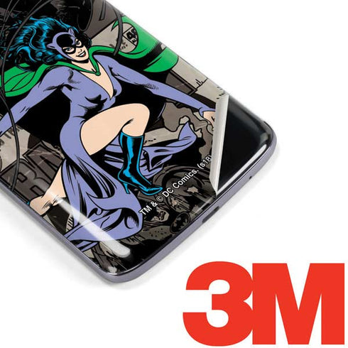 DC Comics Catwoman Vintage Action Pose Pattern Moto E5 Plus Skin