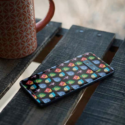 Disney Inside Out Character Pattern Galaxy S10e Skin