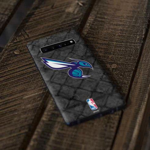 NBA Charlotte Hornets Dark Rust Galaxy S10 Plus Skin