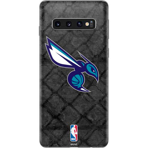 NBA Charlotte Hornets Dark Rust Galaxy S10 Skin