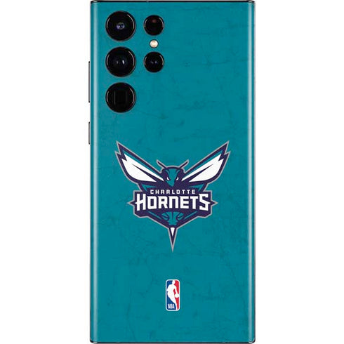 NBA Charlotte Hornets Distressed Galaxy S22 Ultra Skin